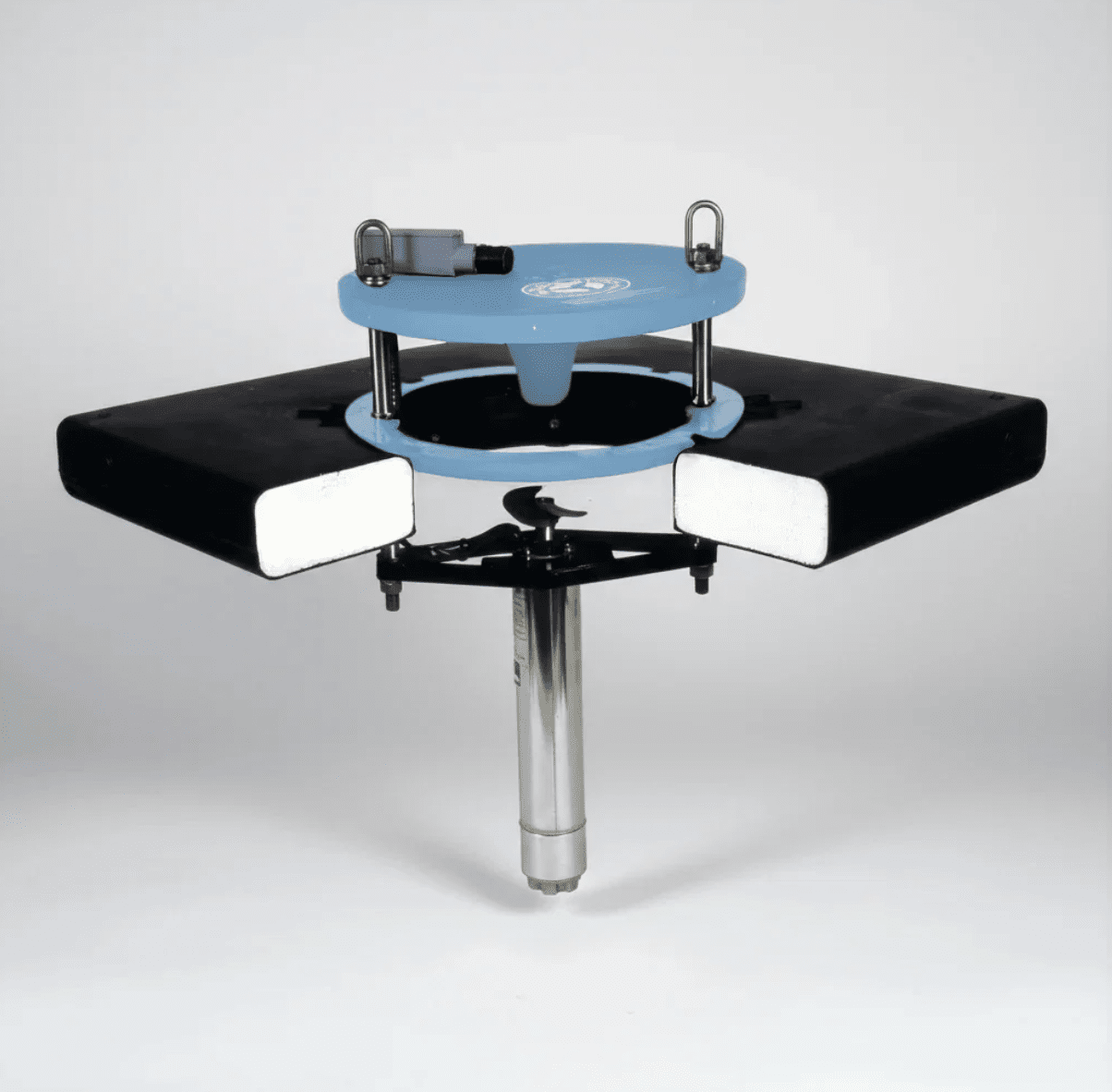 Outdoor Water Solutions: Commercial Pond Surface Aerator Fountain / 2HP - 3HP